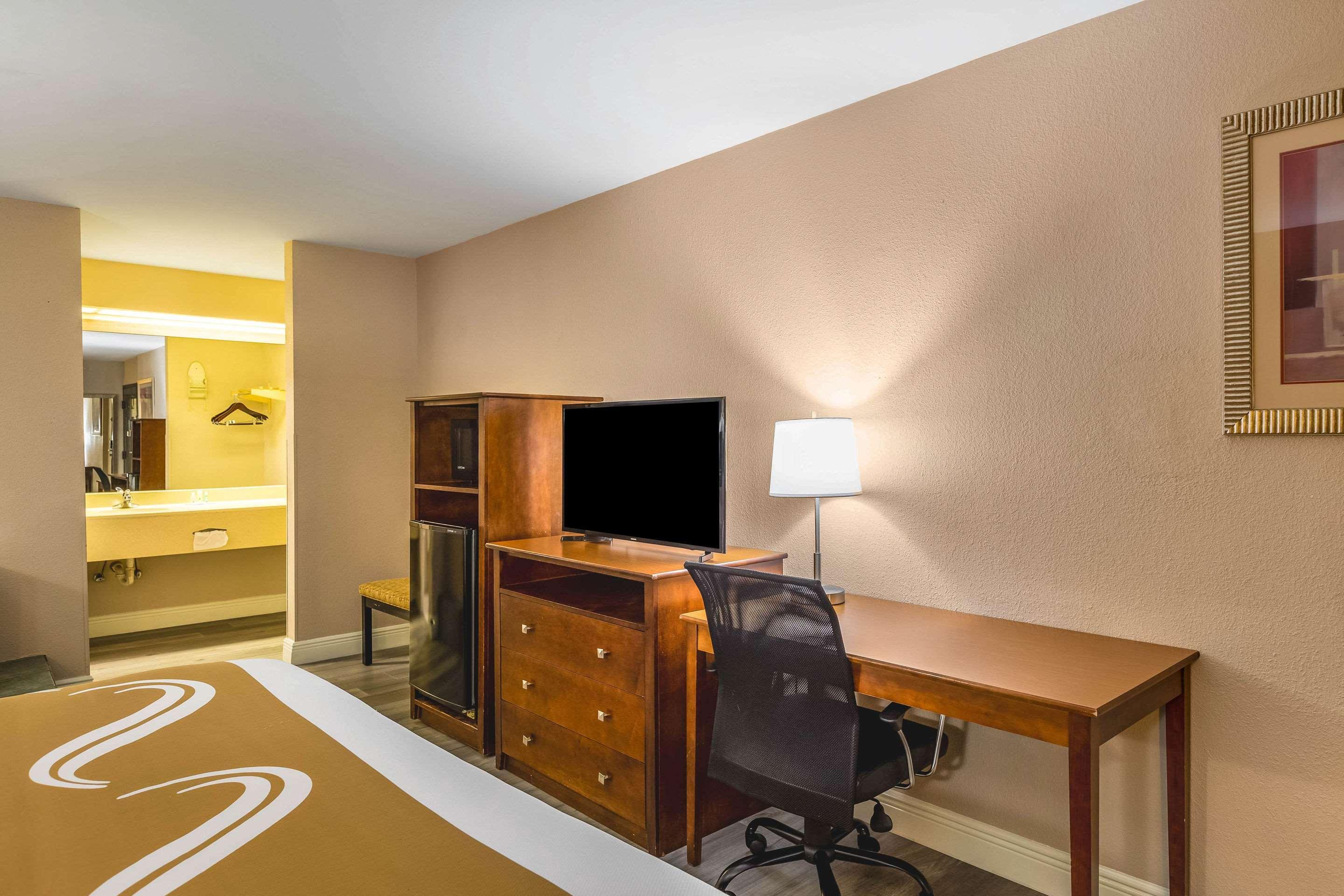 Quality Inn Quincy - Tallahassee West Exterior photo