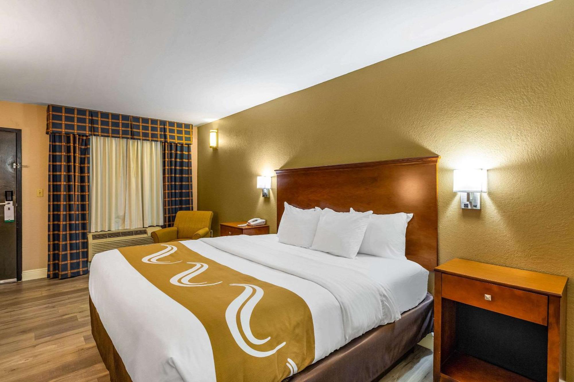 Quality Inn Quincy - Tallahassee West Exterior photo